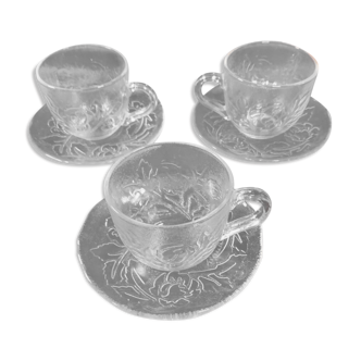 Set of 3 cups and saucers arcoroc flower patterns