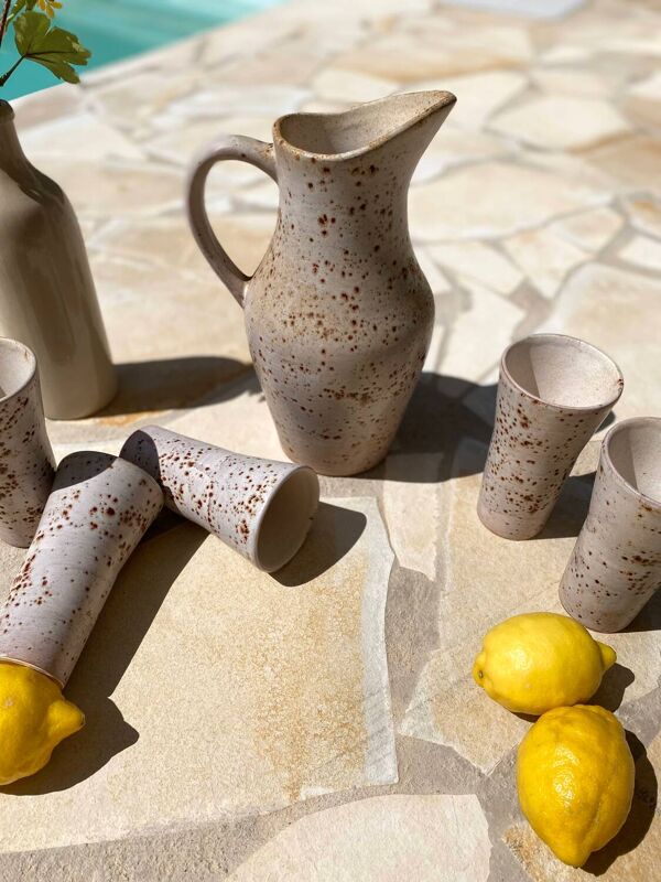 Service à orangeade en grès moucheté signé Farah, Vallauris années 1960-70