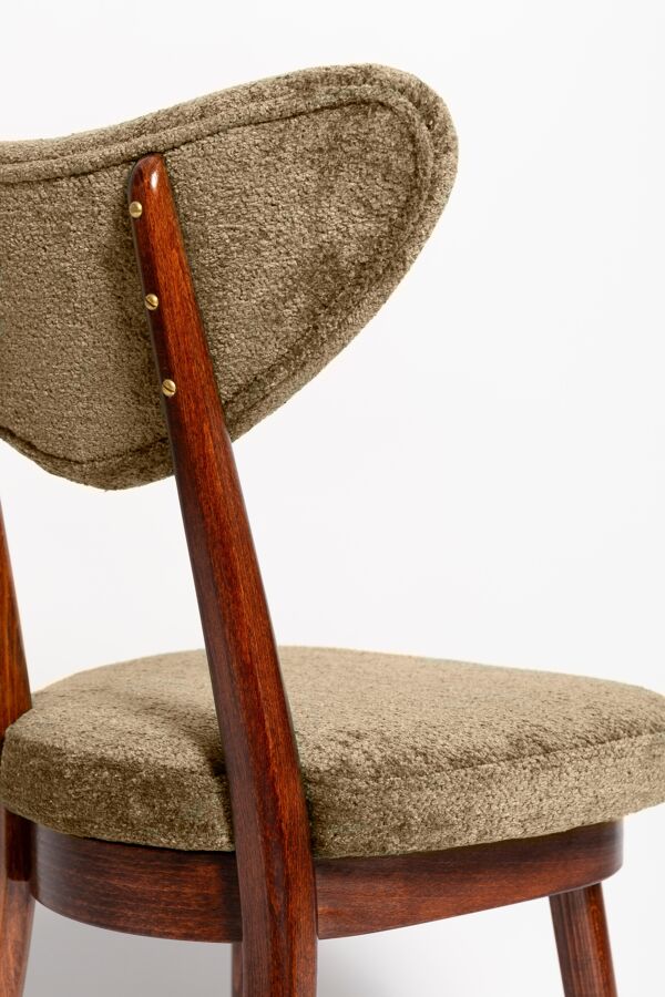 Fauteuil vintage olive vert cœur en velours, Europe, 1960s