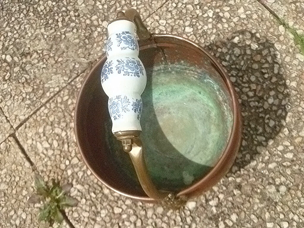 Copper flowerpot