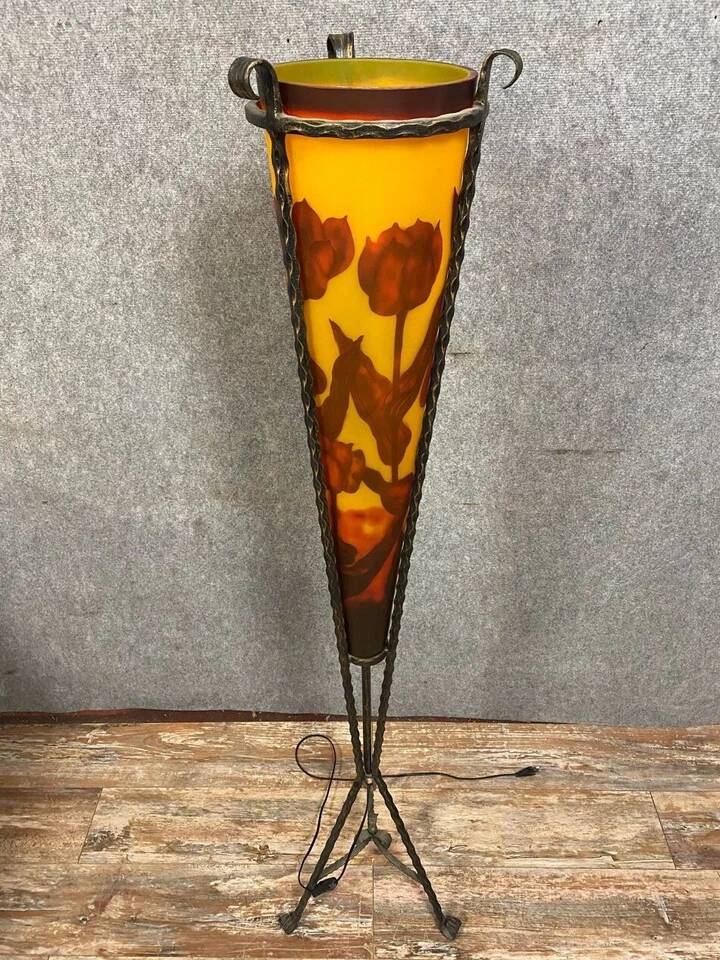 In the spirit of Majorelle and Muller: glass paste lamp