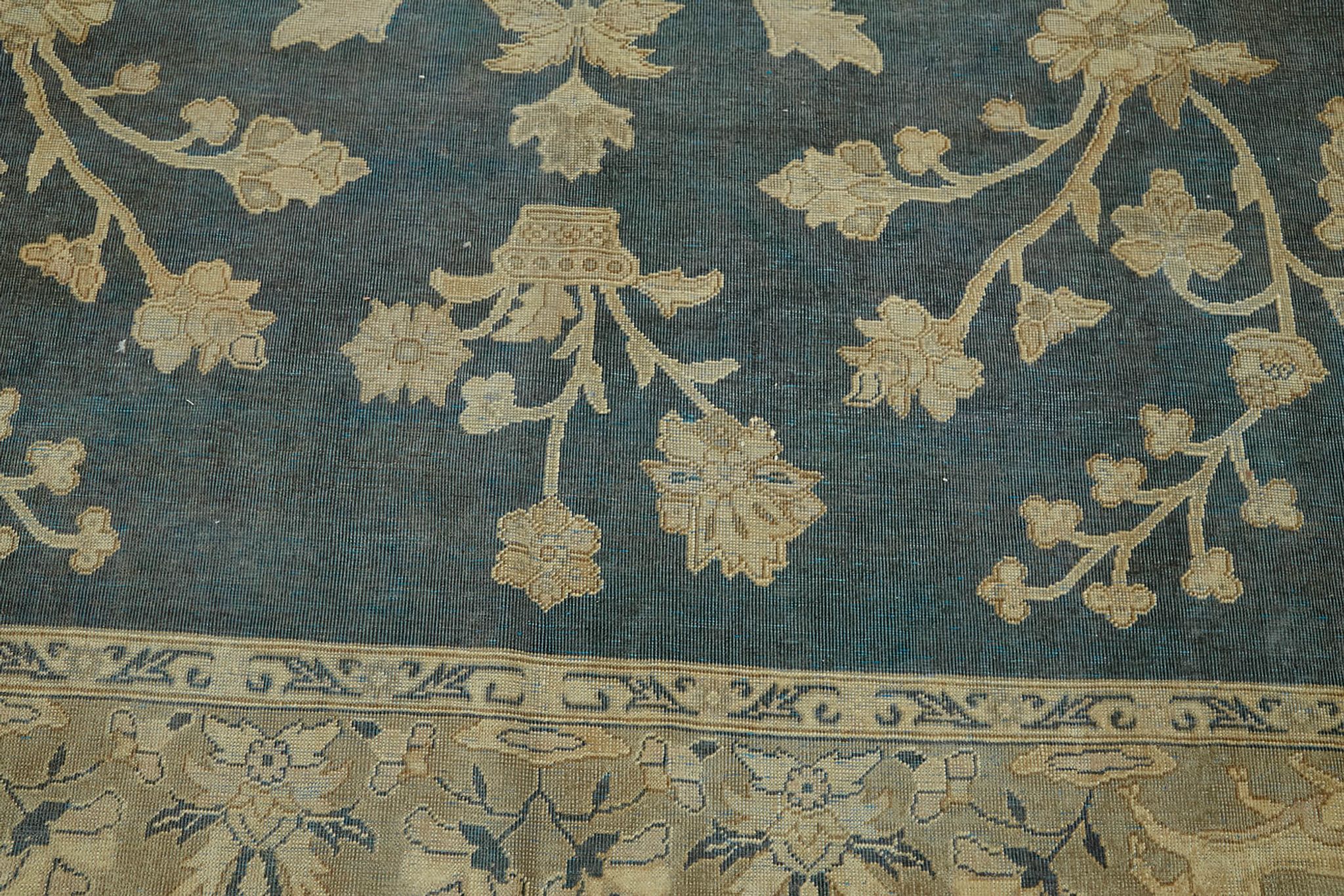 Tapis oriental fait à la main années 1980 237 cm x 313 cm