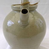 Pouring spout pot