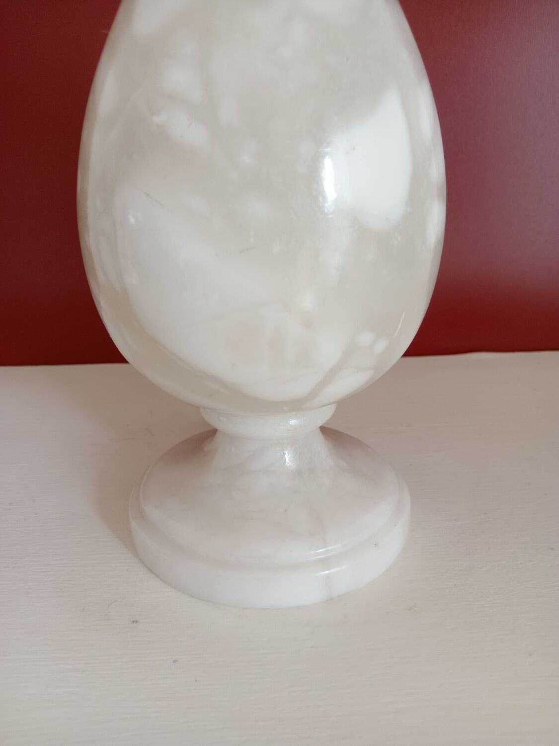 Alabaster lamp base