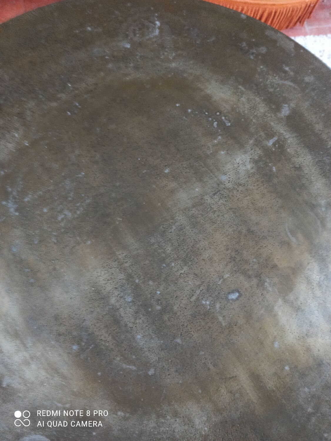Metal round table