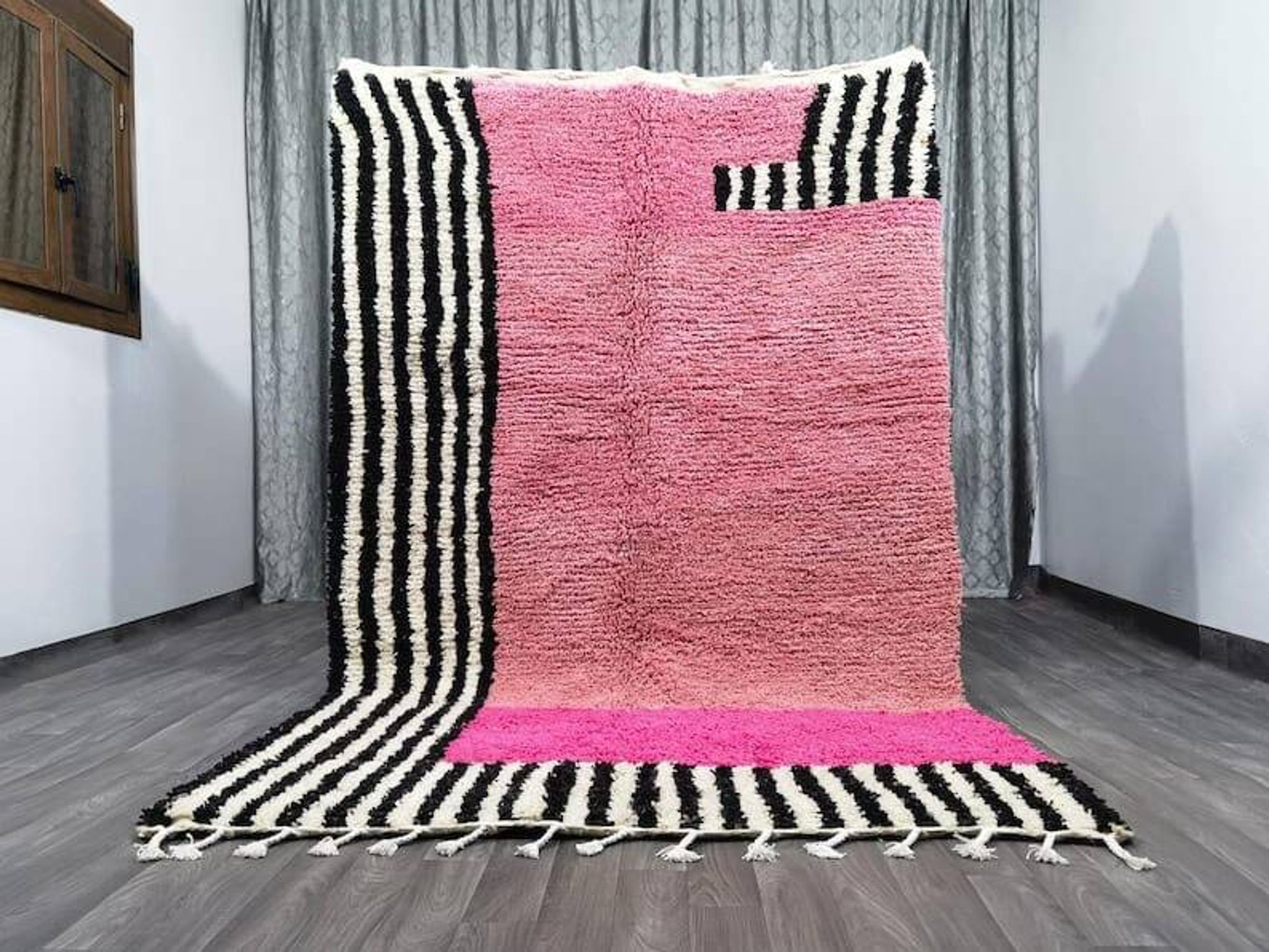 Handmade Berber rug, size 100 x 200 cm