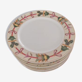 Lot de 9 assiettes porcelaine collection Médicis Paris