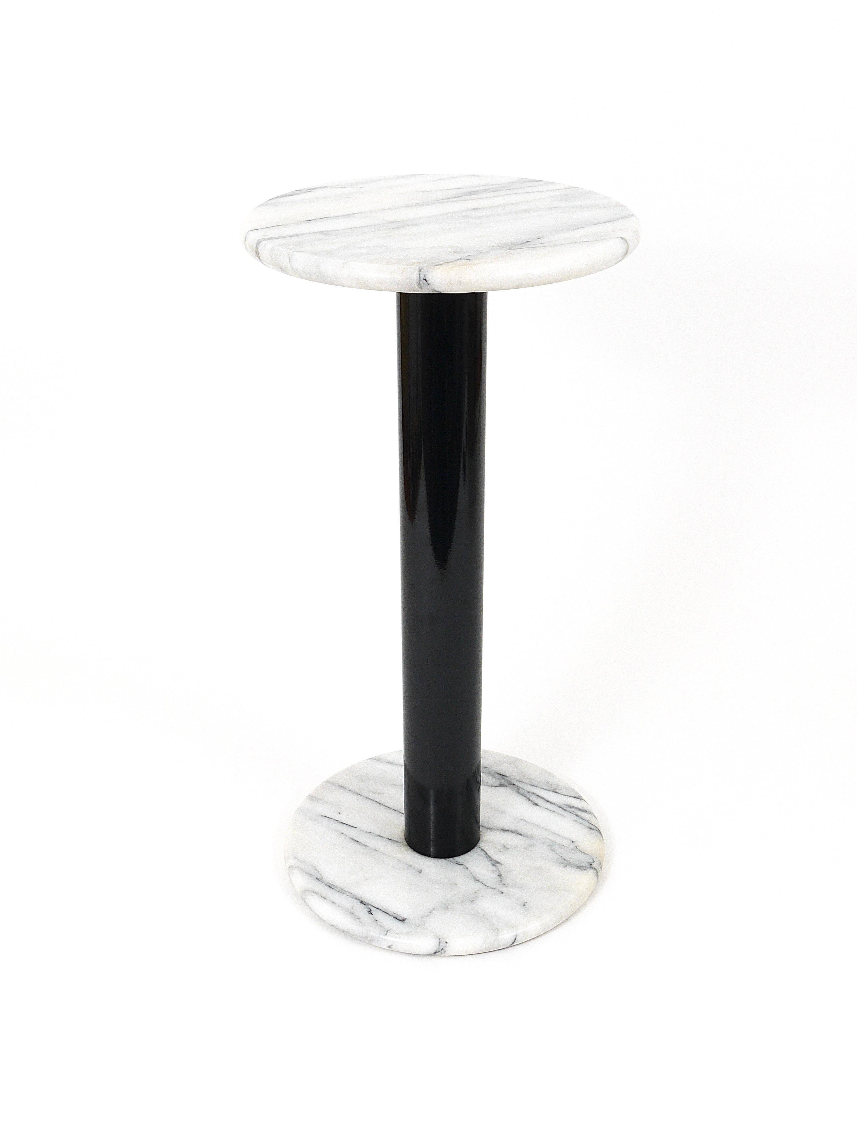 Postmodern pedestal table / plant stand in white Carrara marble, Italy, 1980s