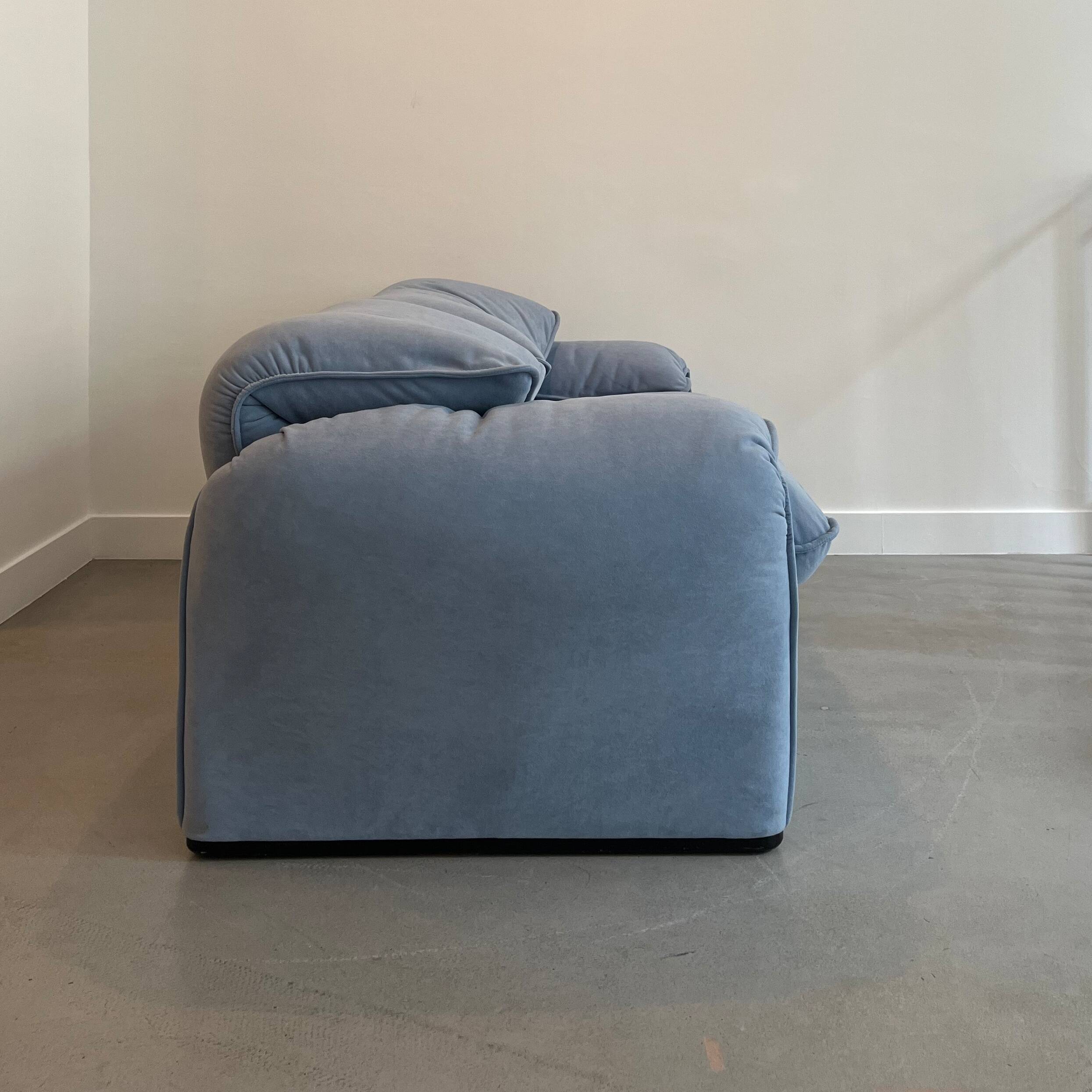 Canapé 2 places Maralunga par Vico Magistretti pour Cassina