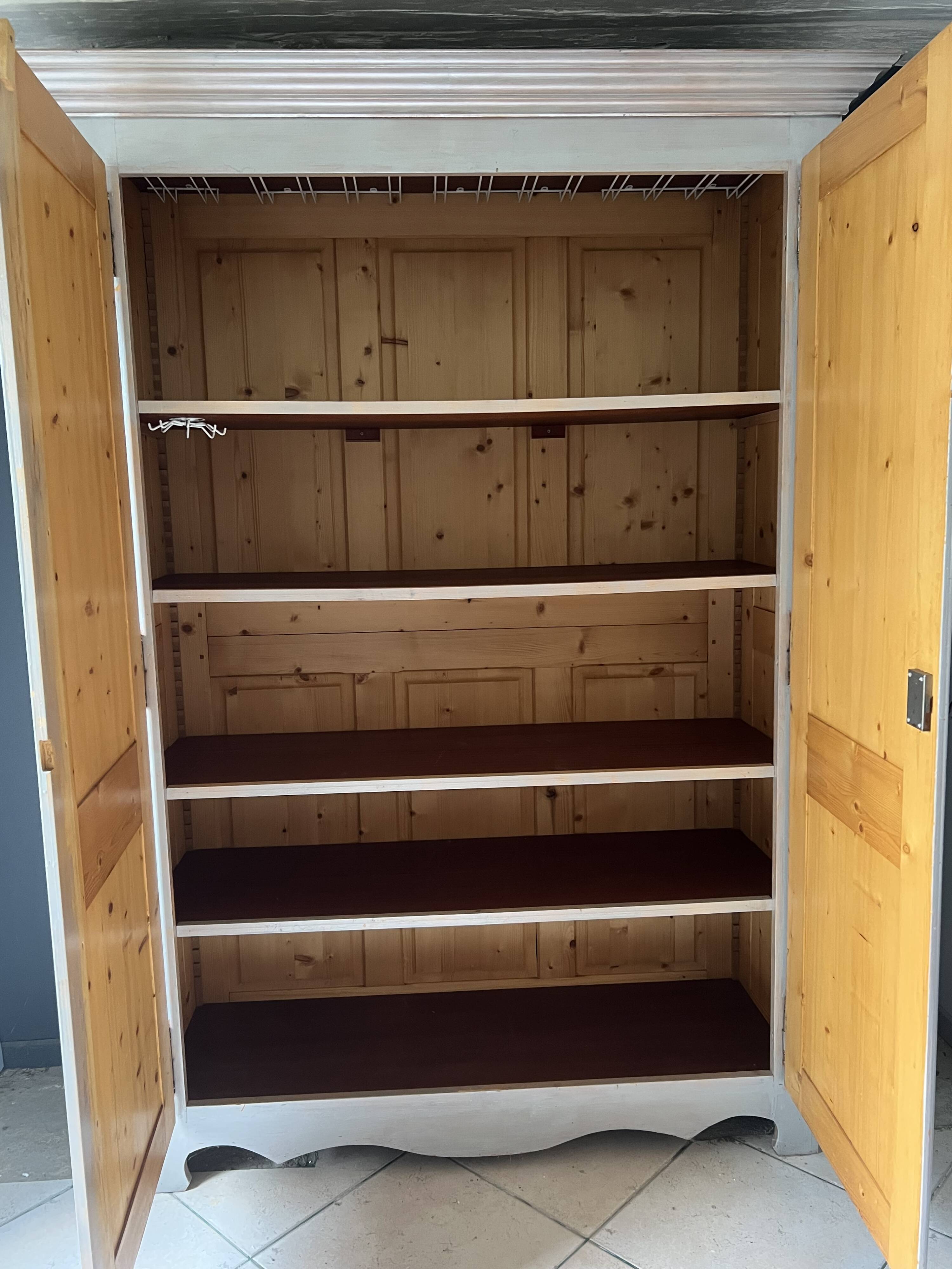 Armoire normande
