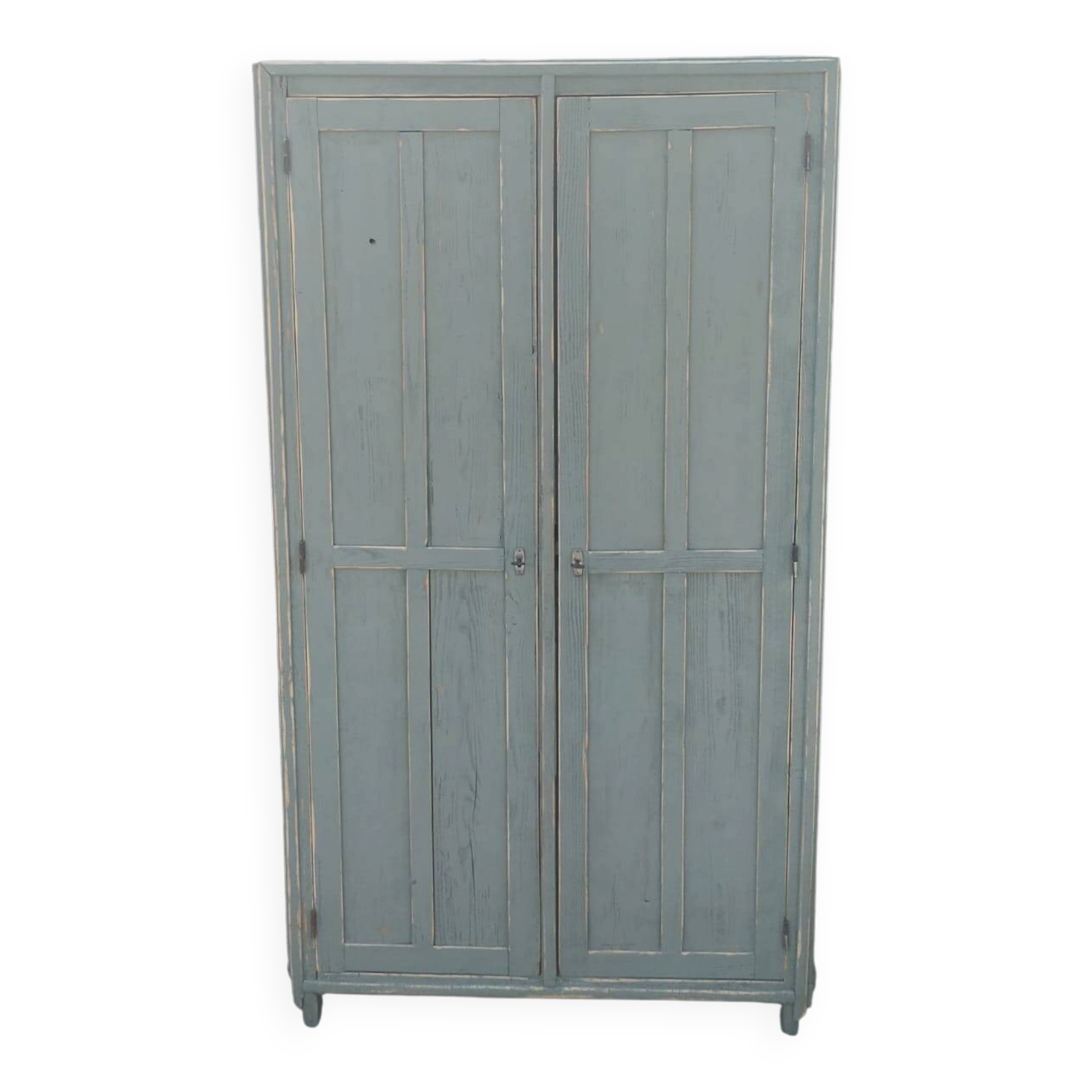 Renovated Parisian wardrobe