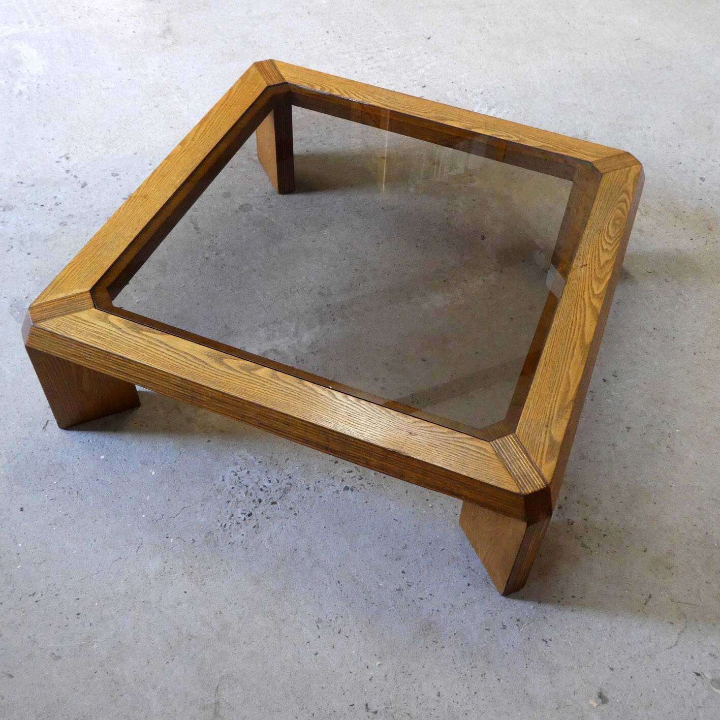 grande table basse en chêne et verre fume, 1970