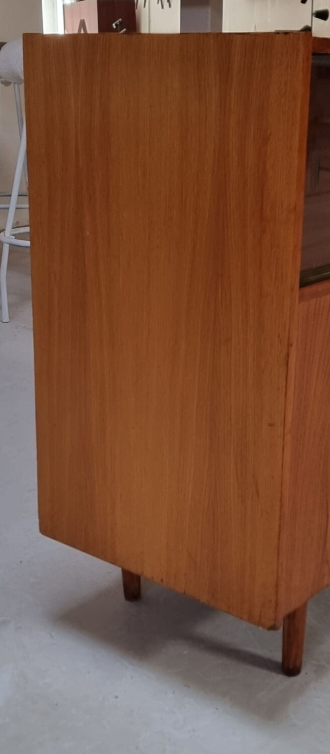 Mid-century display cabinet
