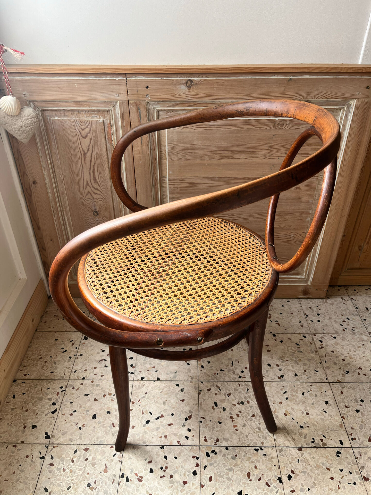 Cane chair