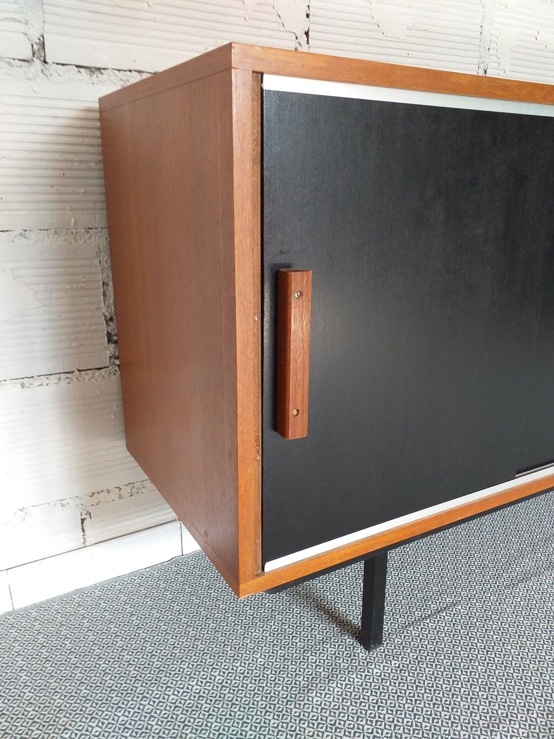 Sideboard deign modernist 60s vintage teak