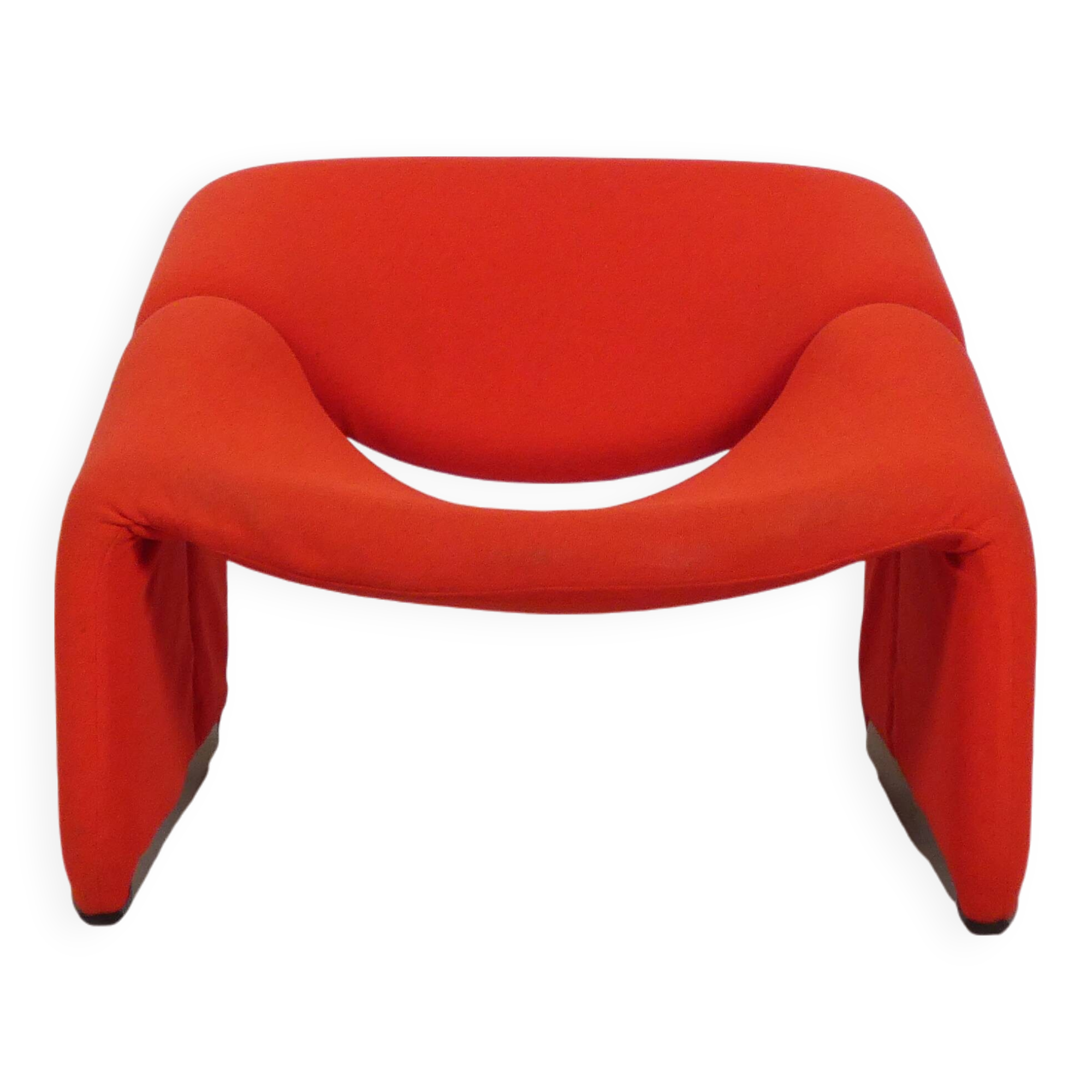 Artifort F598 - 'M-chair' by Pierre Paulin
