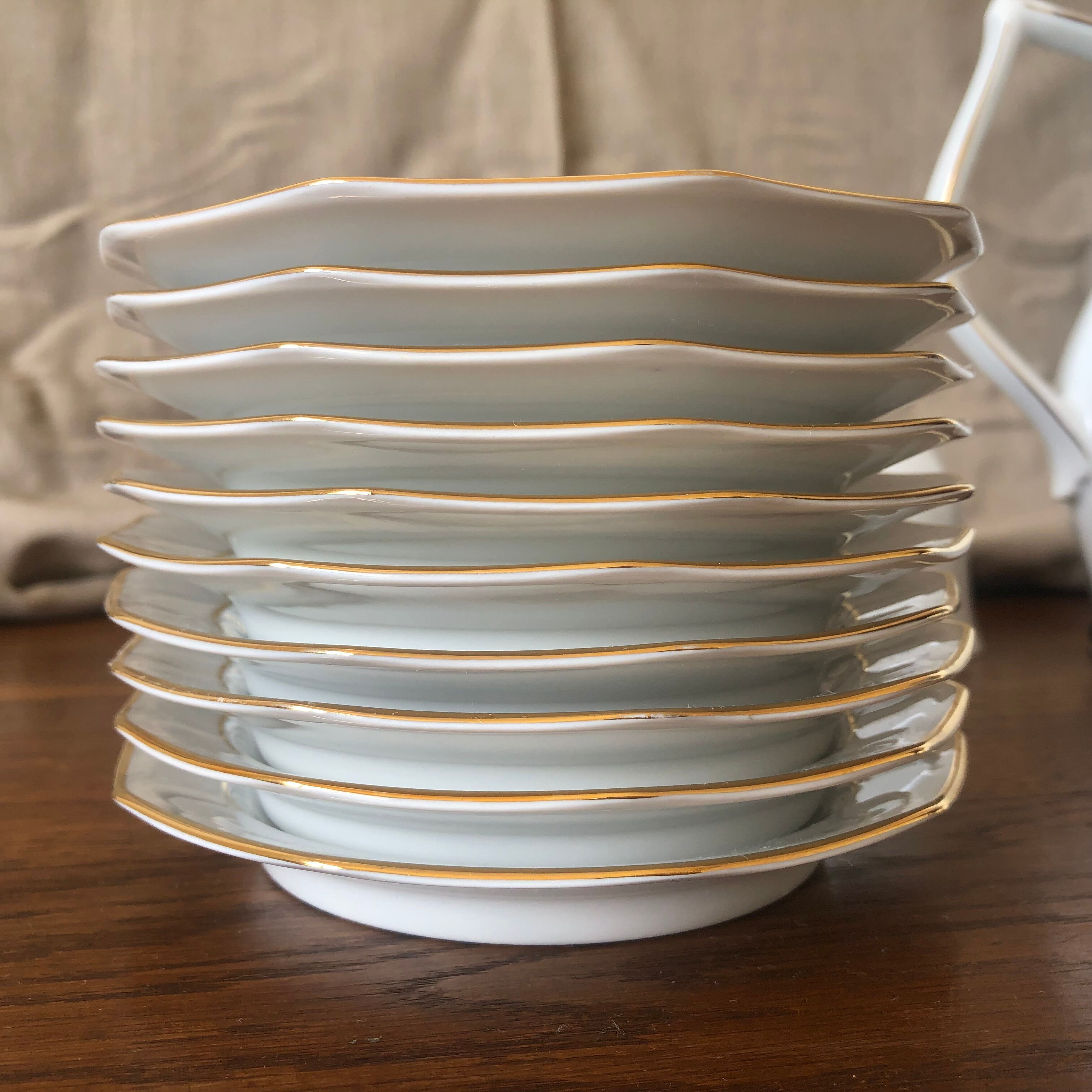 Porcelain coffee/tea service