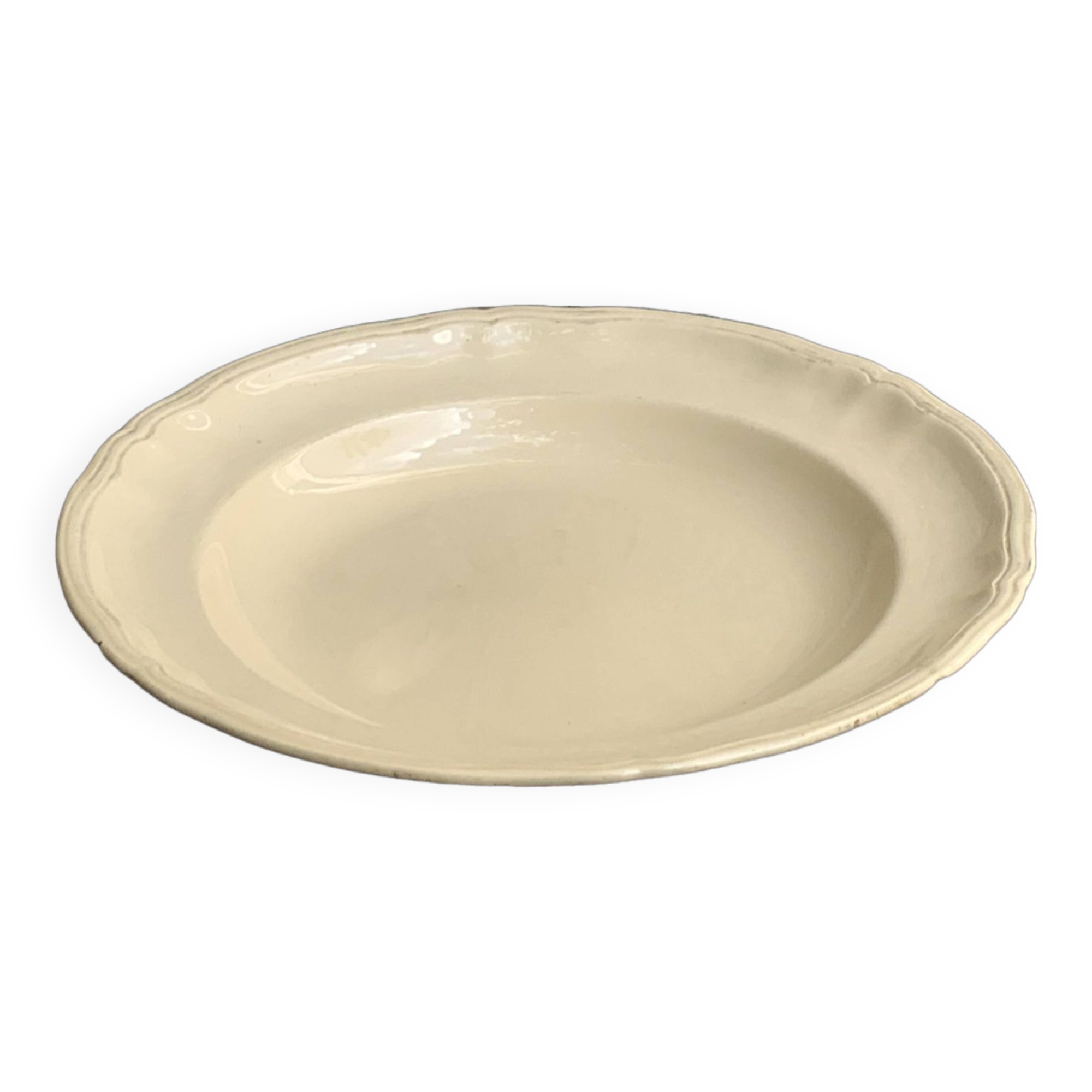 Plat creux, faïencerie de longchamp france, en ceramique emaillee, barbotine, écrue, ancien
