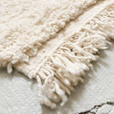 Moroccan Berber carpet beni ouarain unbleached diamonds engraved 355x253cm