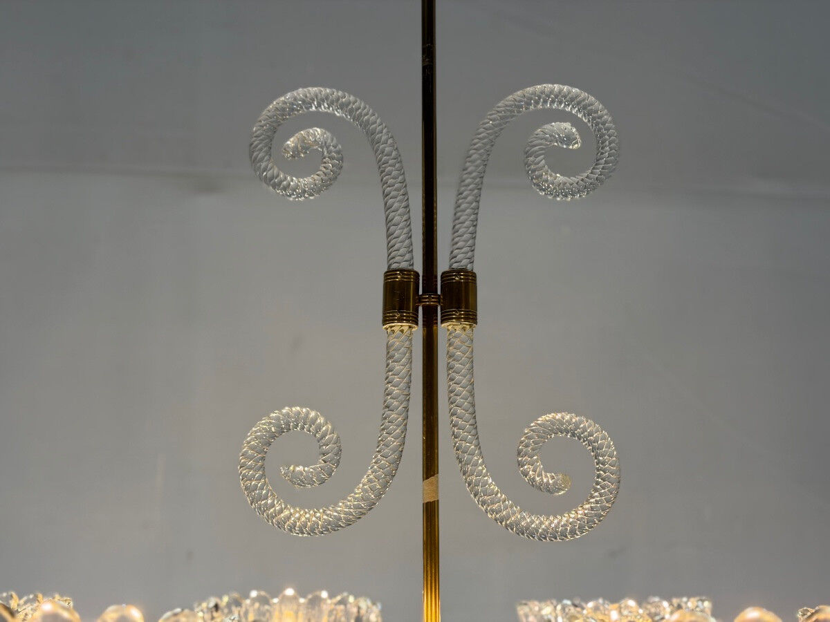 Venetian glass chandelier from Murano and brass, circa 1940.