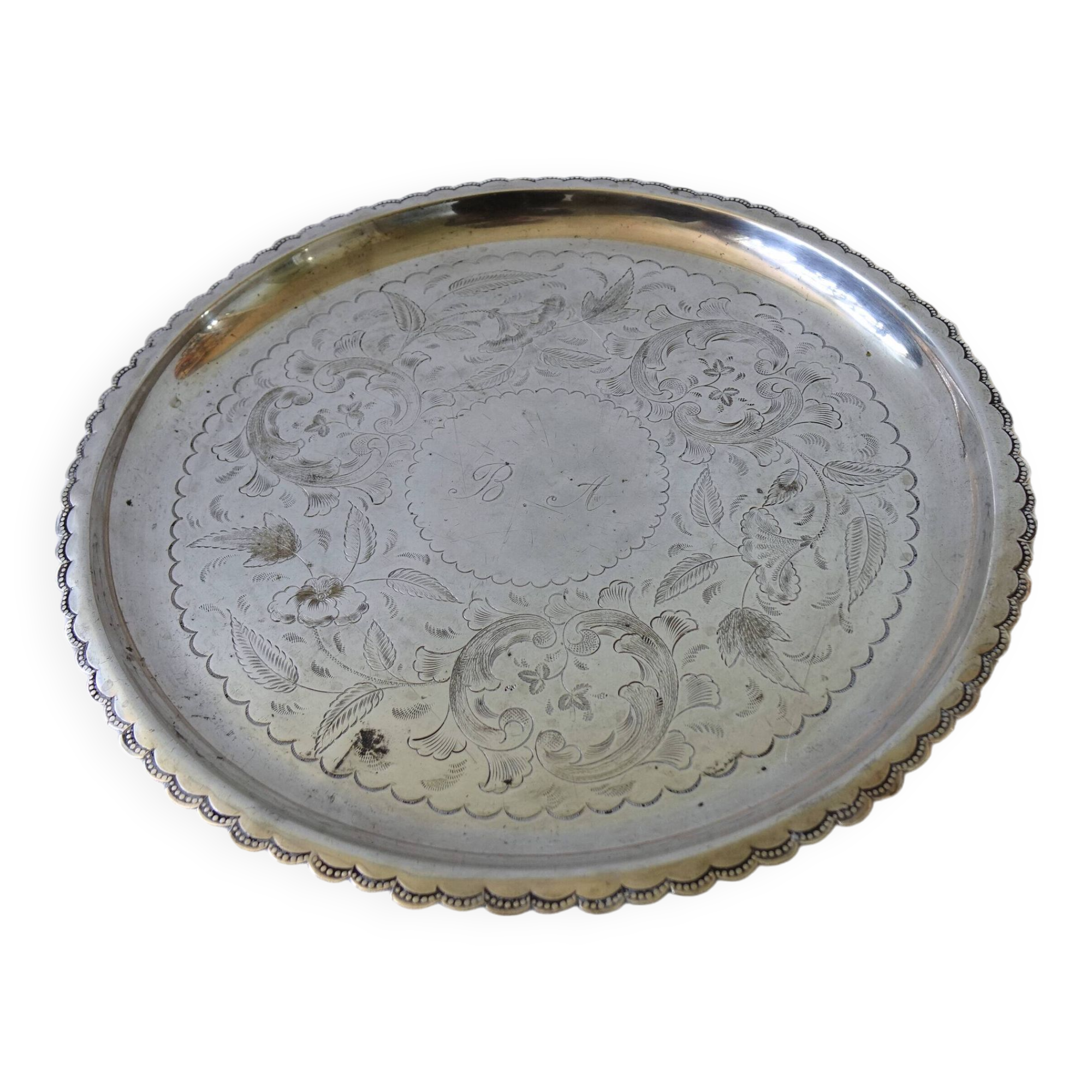 Unique Antique silver plated tray with small round feet and stunning engravings: BA from Sweden lat