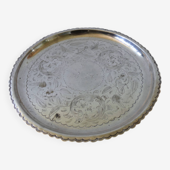 Unique Antique silver plated tray with small round feet and stunning engravings: BA from Sweden lat