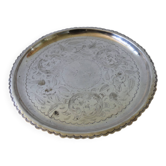 Unique Antique silver plated tray with small round feet and stunning engravings: B.A from Sweden lat