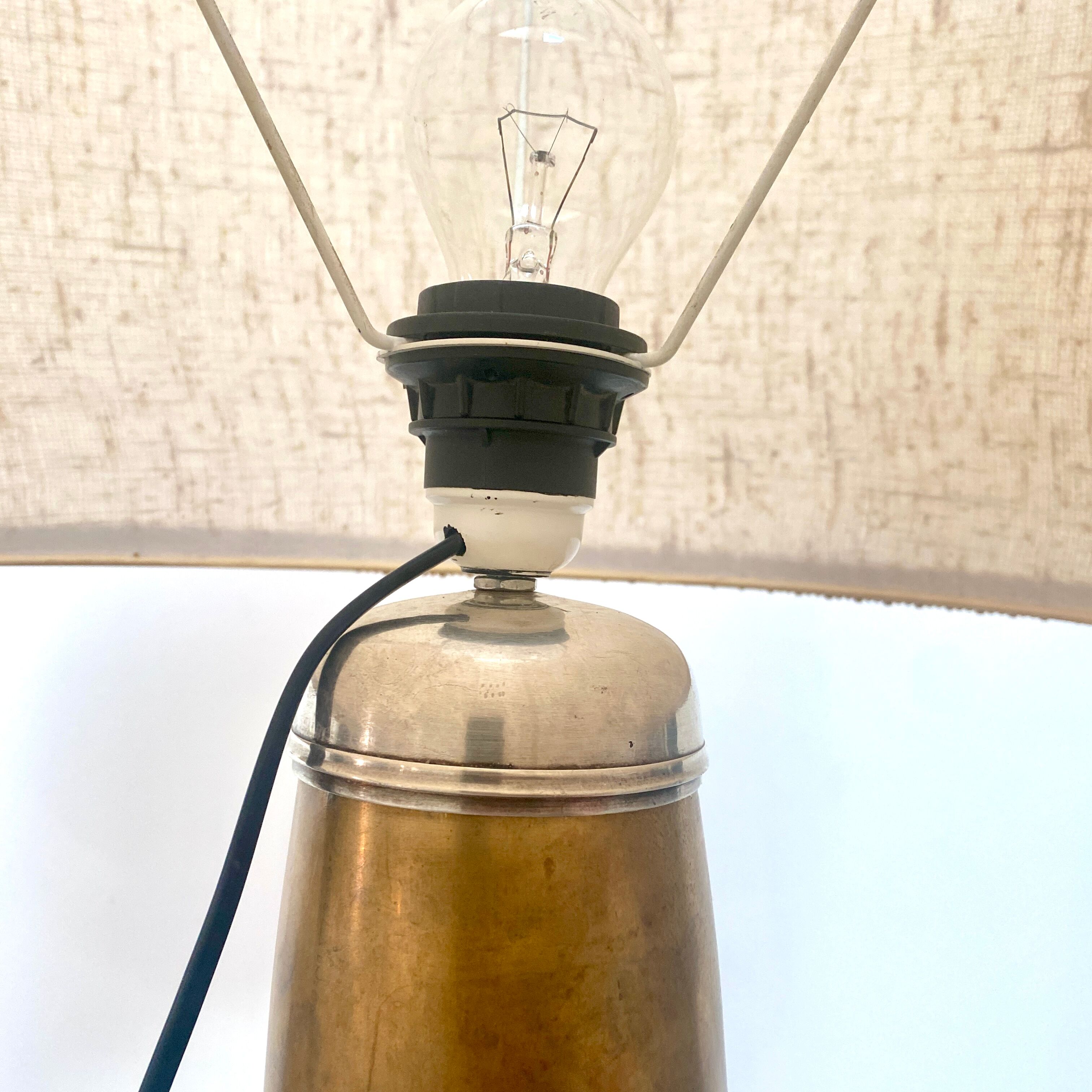 Art Deco lamp on vase - brass