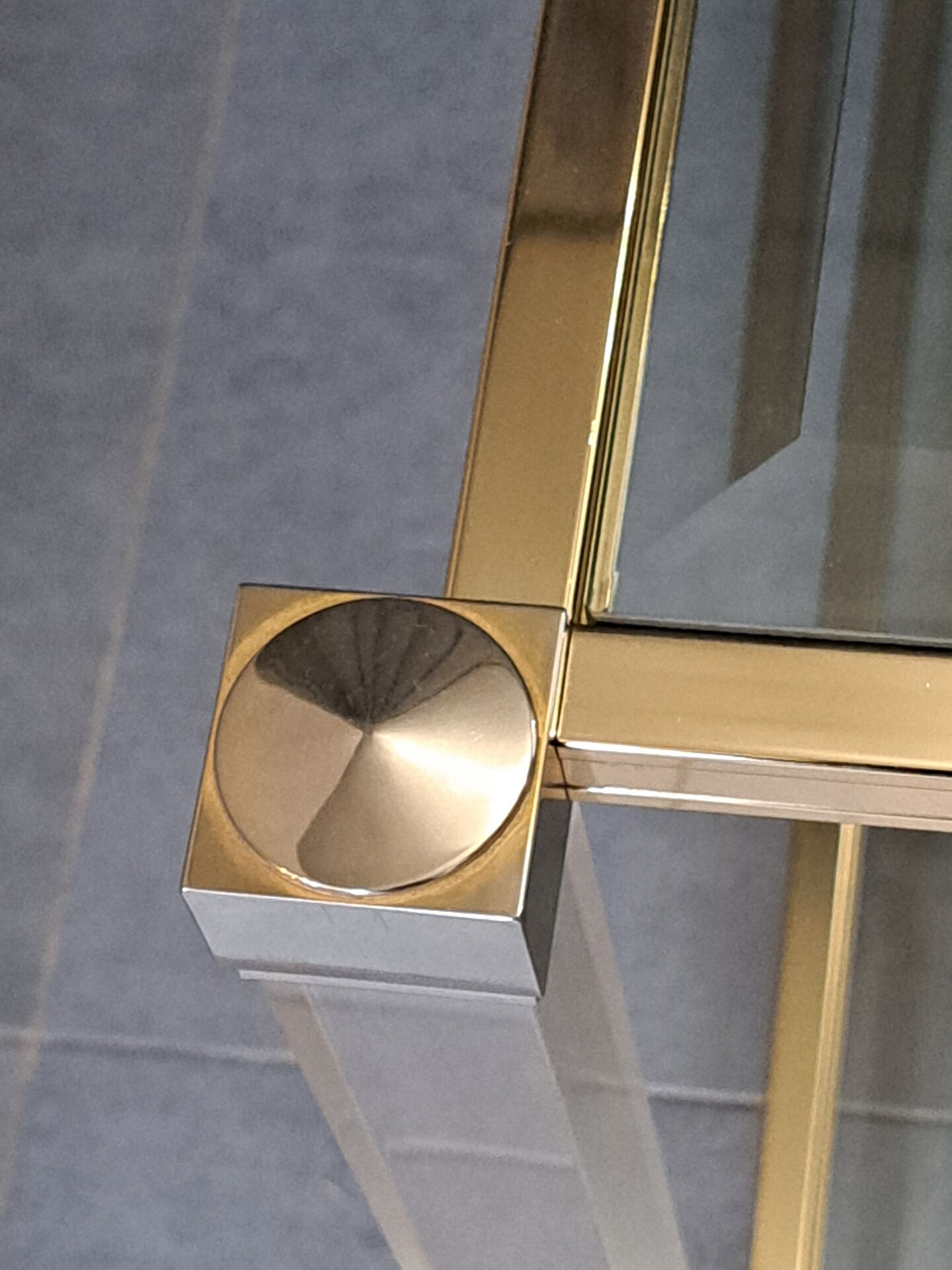 Console Pierre Vandel en lucite et alu doré