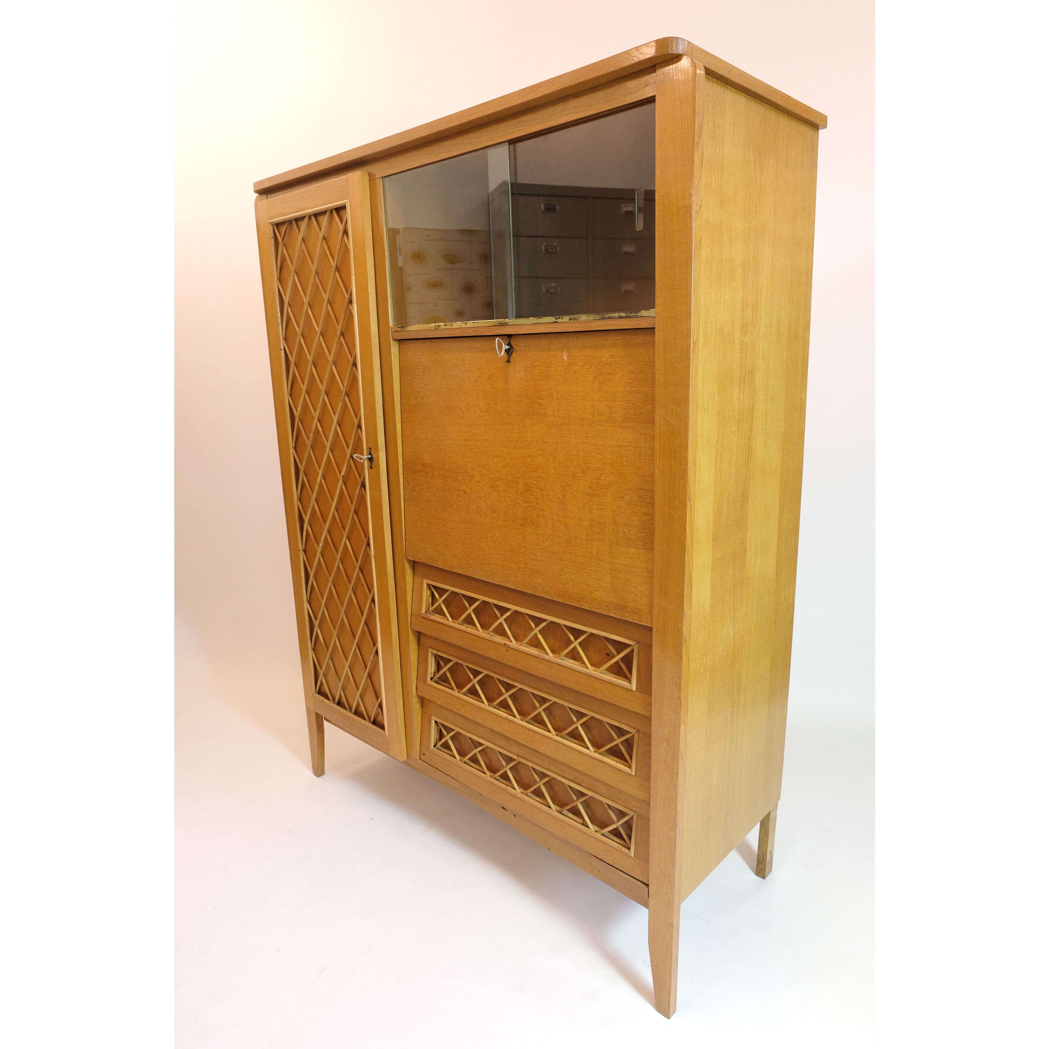 Armoire secrétaire en bois et rotin des années 6070 Selency