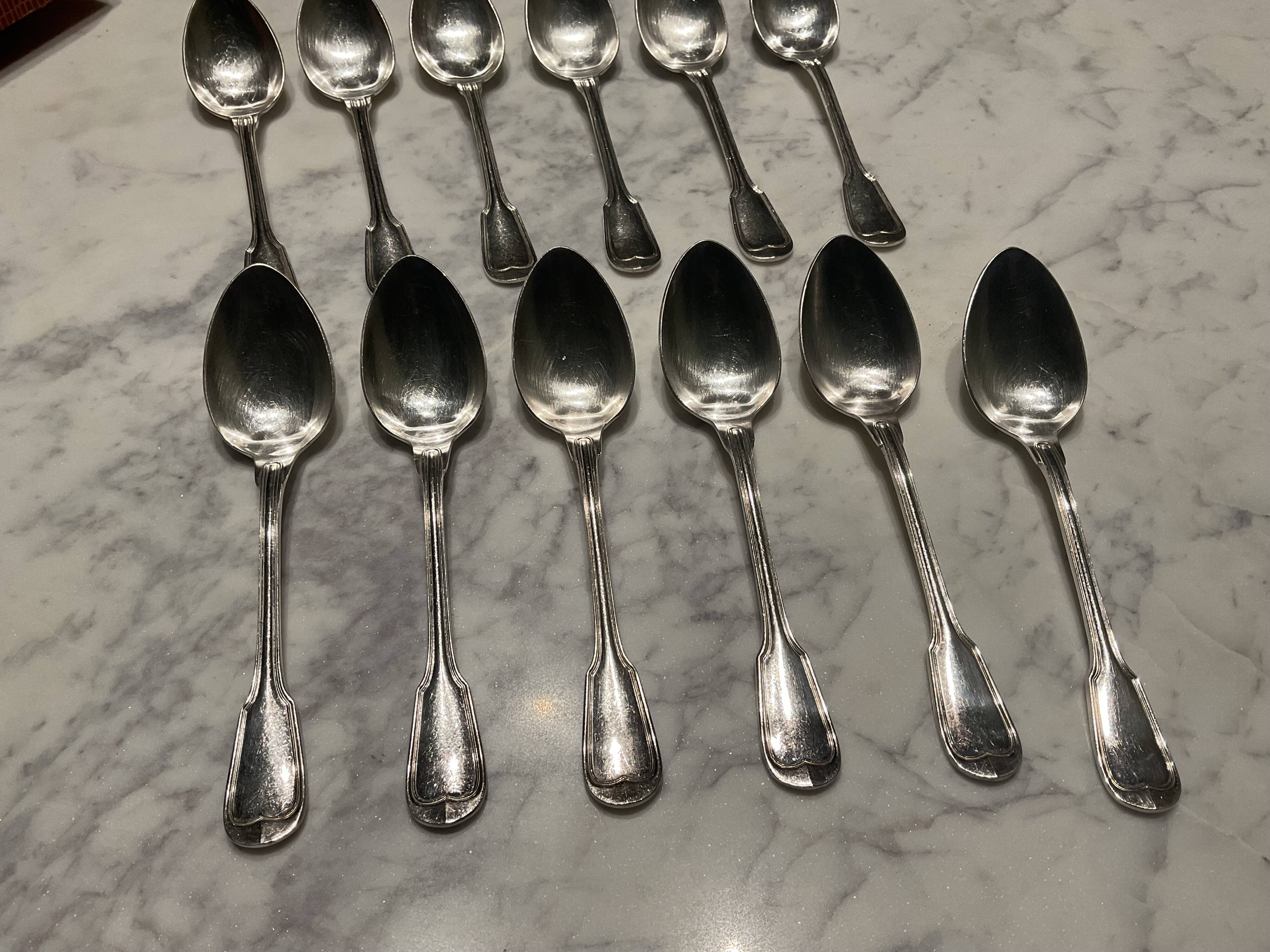 12 Soup Spoons. Silver Plated. Félix Frères