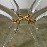 Venice model round dining table from Madelia by Paris Altuglas foot