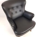 Armchair Artifort model Theo Ruth black leather skaï