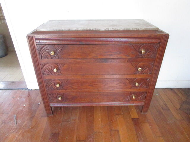 Art-deco chest of drawers