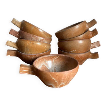 9 stoneware bowls