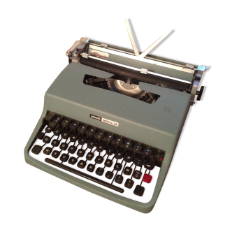 Typewriter, Olivetti, Lettera year 60