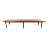 Important Community Table in Oak and Walnut – Late 19th Century