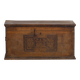 Coffre ancien avec motifs floraux gravés (c.1850)