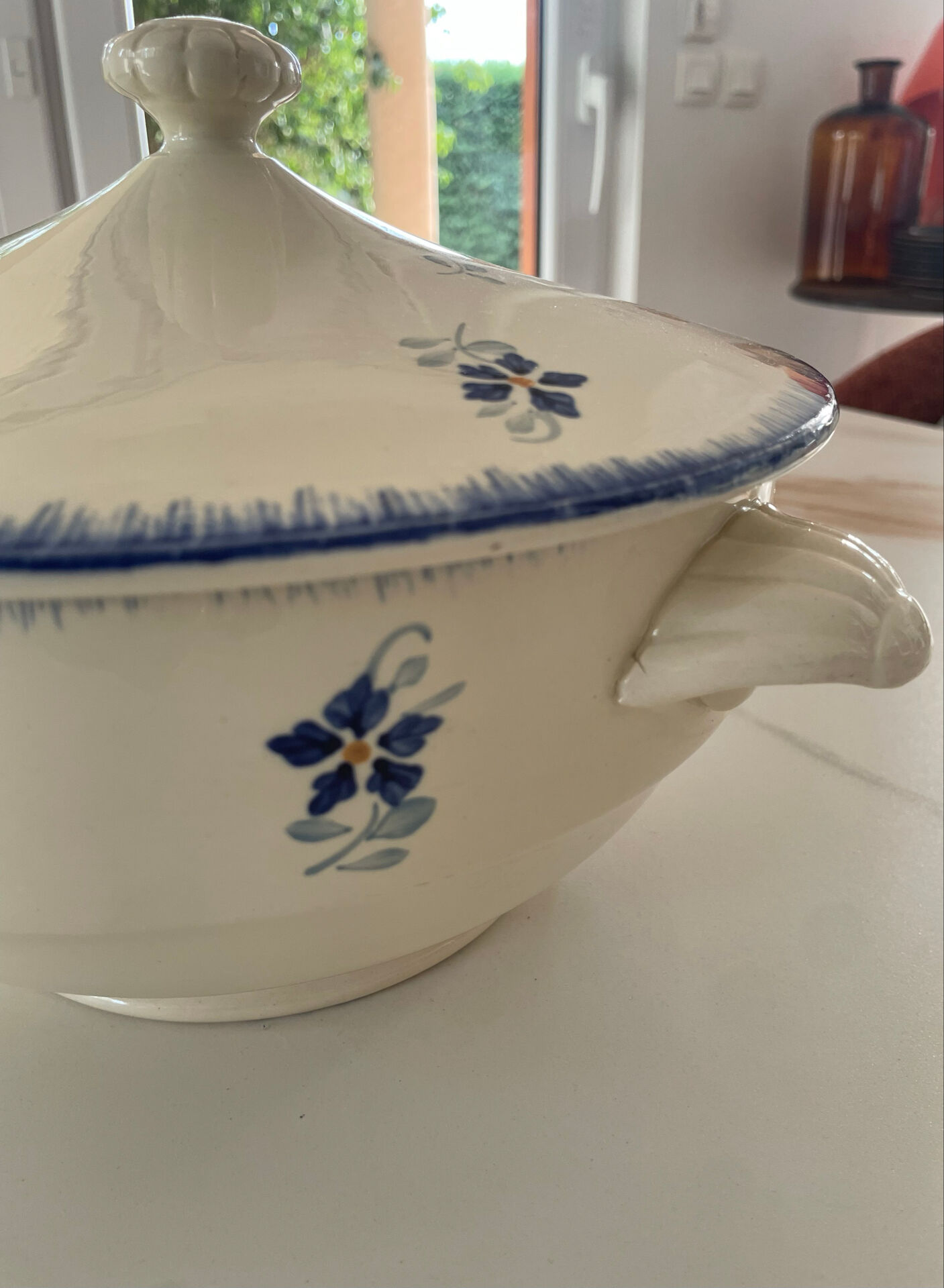 Digoin Sarreguemines soup tureen, Dannemarie model, 1950s, French soup.