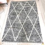 Tapis berbère béni ouarain véritable noir et blanc en laine