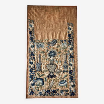China, embroidered silk panel with vase and flowers decoration, early 19th century