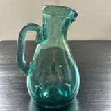 Carafe en verre soufflé bleuté