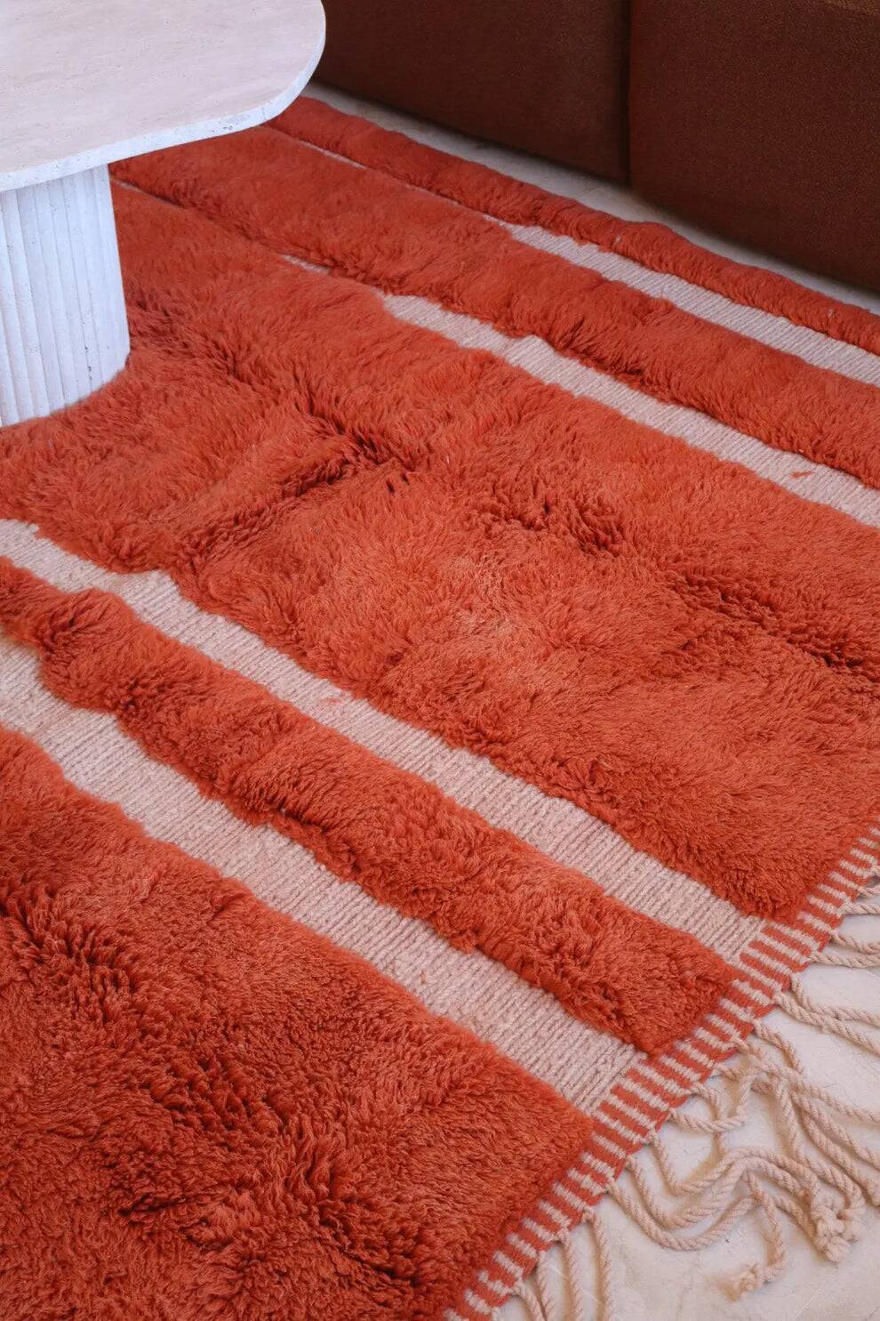 Tapis berbère traditionnel fait main