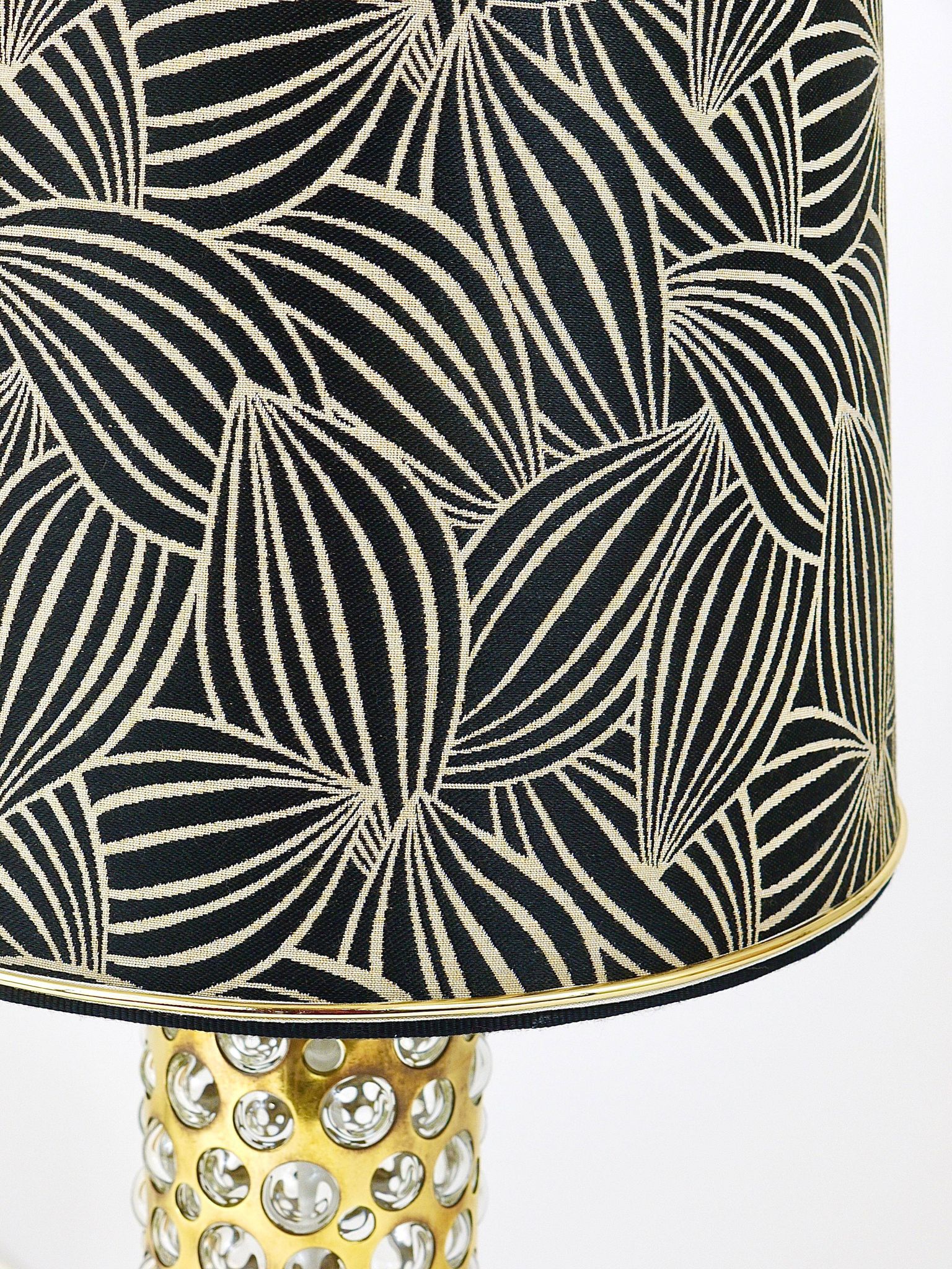 Rupert table lamp by Nikoll mid-century in brass tube and bubble glass, Austria, 1950s.