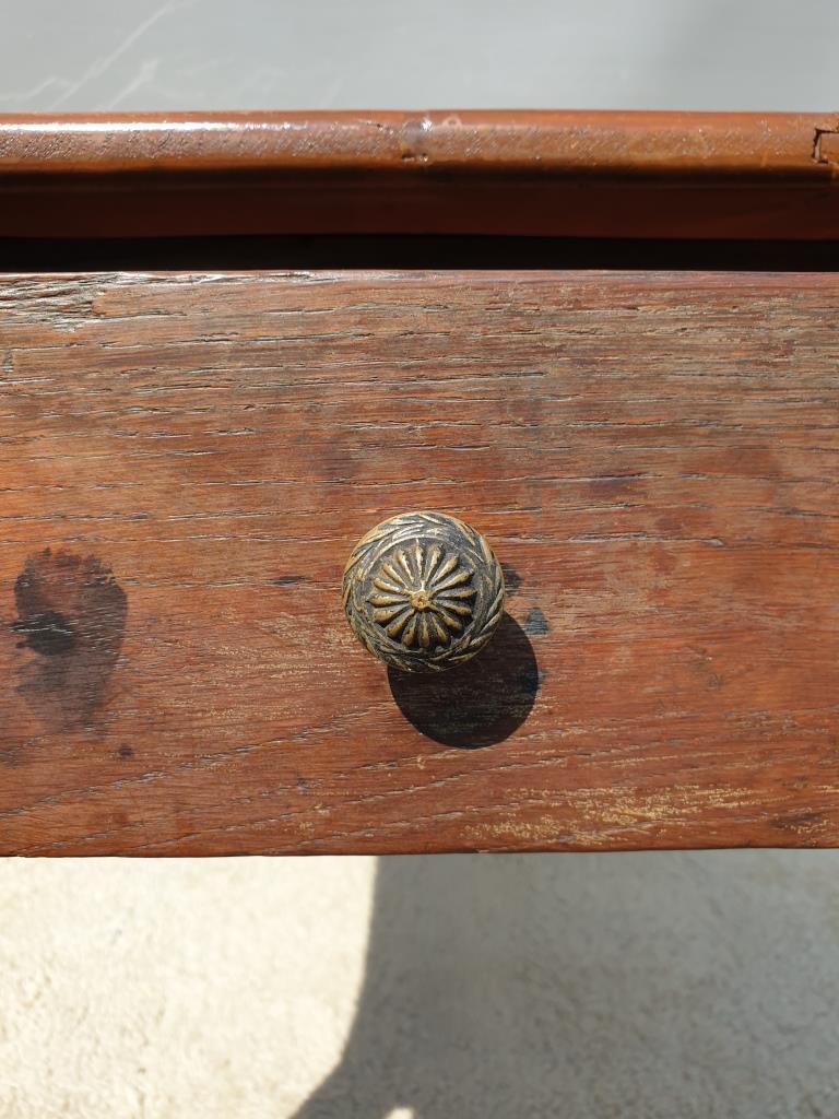 Farm table office served nineteenth