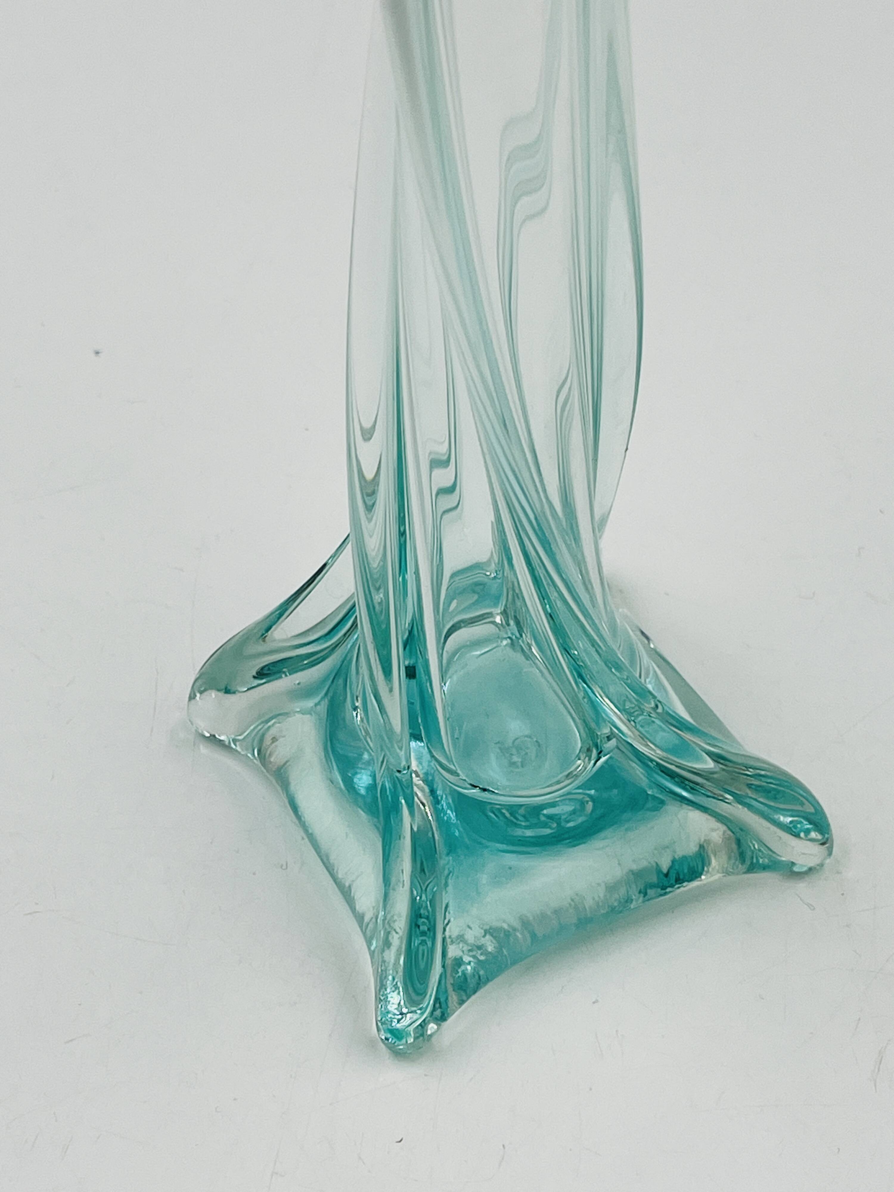 Twisted green glass vintage soliflore in Murano style