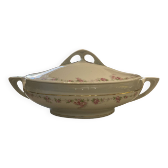 Vegetable soup tureen in white porcelain and pink flower edging