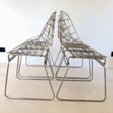 Chaise design en acier filaire