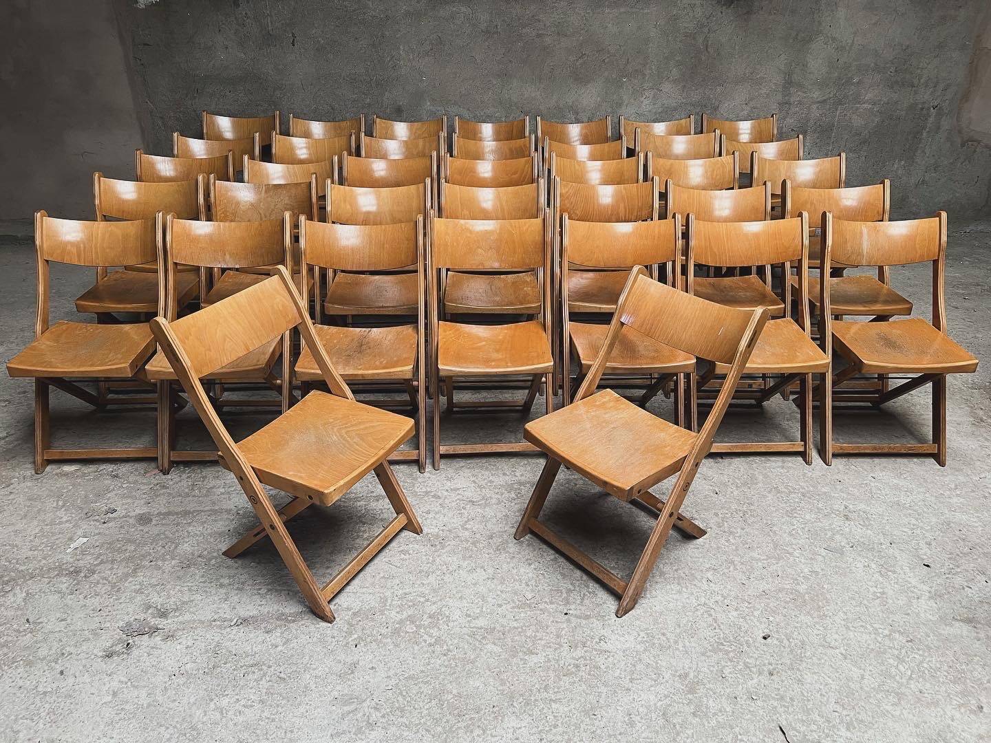 Set of 50 vintage 1950 bistro chairs foldable and stackable