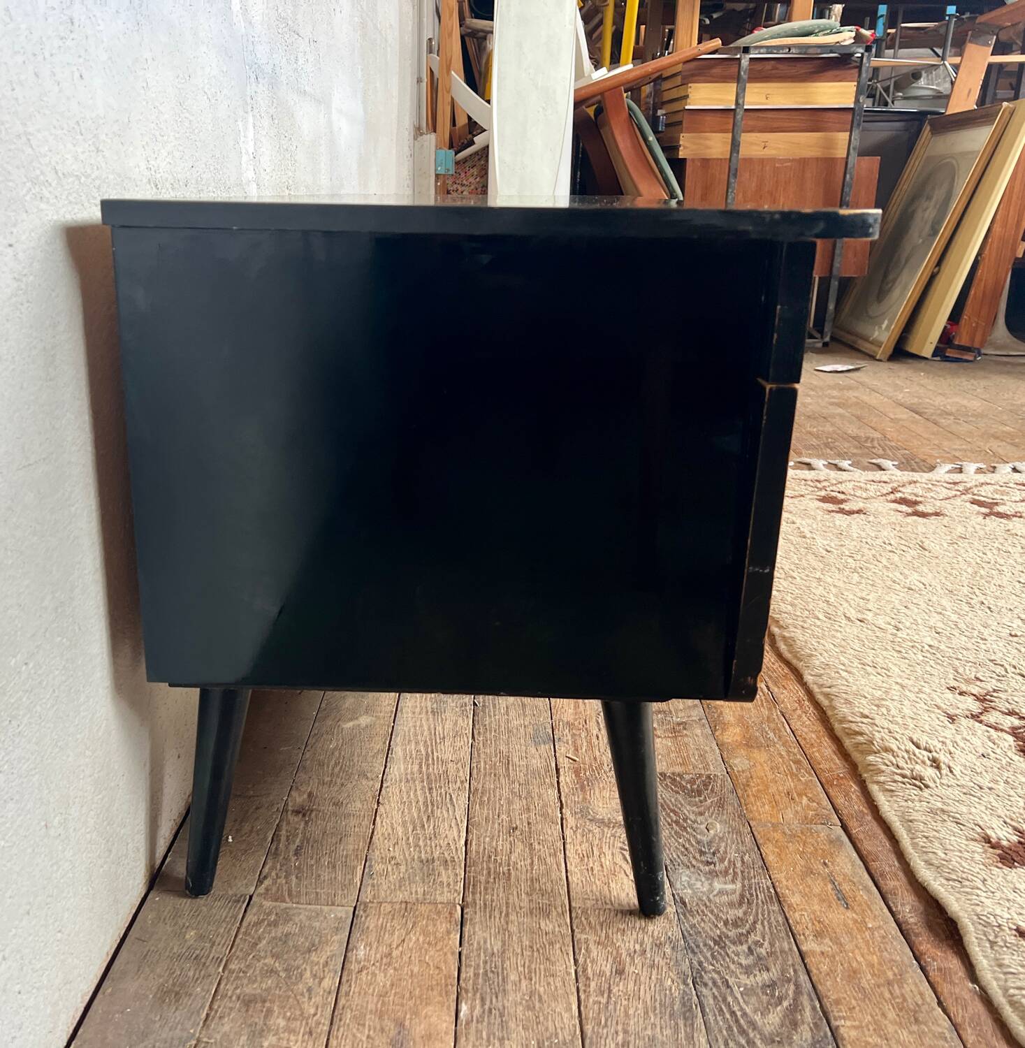Two-tone vintage TV cabinet sideboard